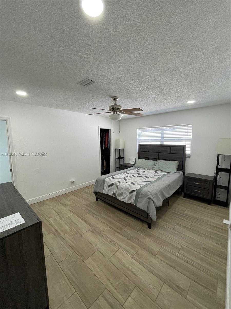 Small Image of 8588 NORTH WEST 27TH DR, Coral Springs Number 23