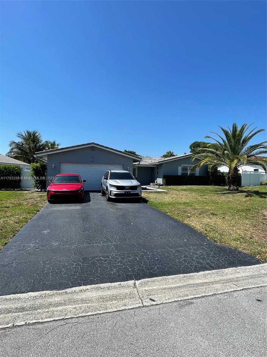 Small Image of 8588 NORTH WEST 27TH DR, Coral Springs Number 3
