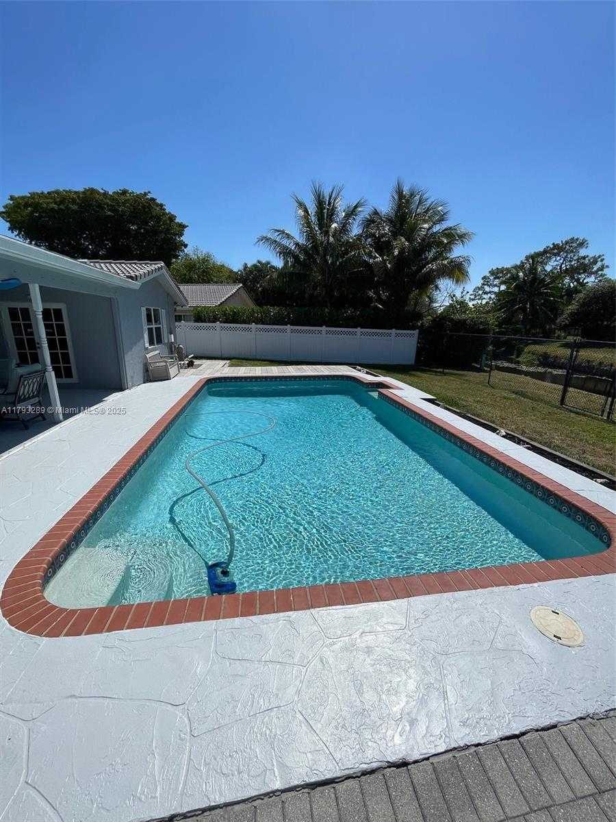 Small Image of 8588 NORTH WEST 27TH DR, Coral Springs Number 32