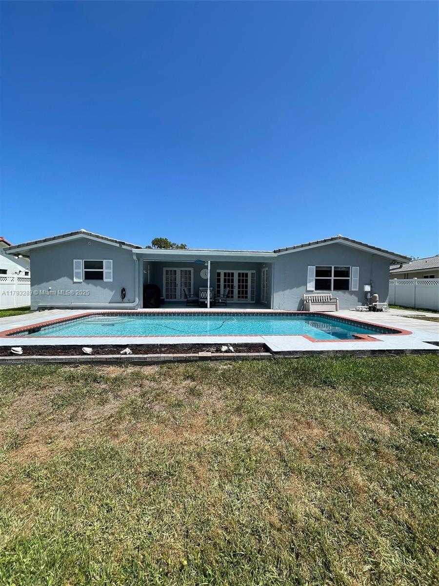 Small Image of 8588 NORTH WEST 27TH DR, Coral Springs Number 37