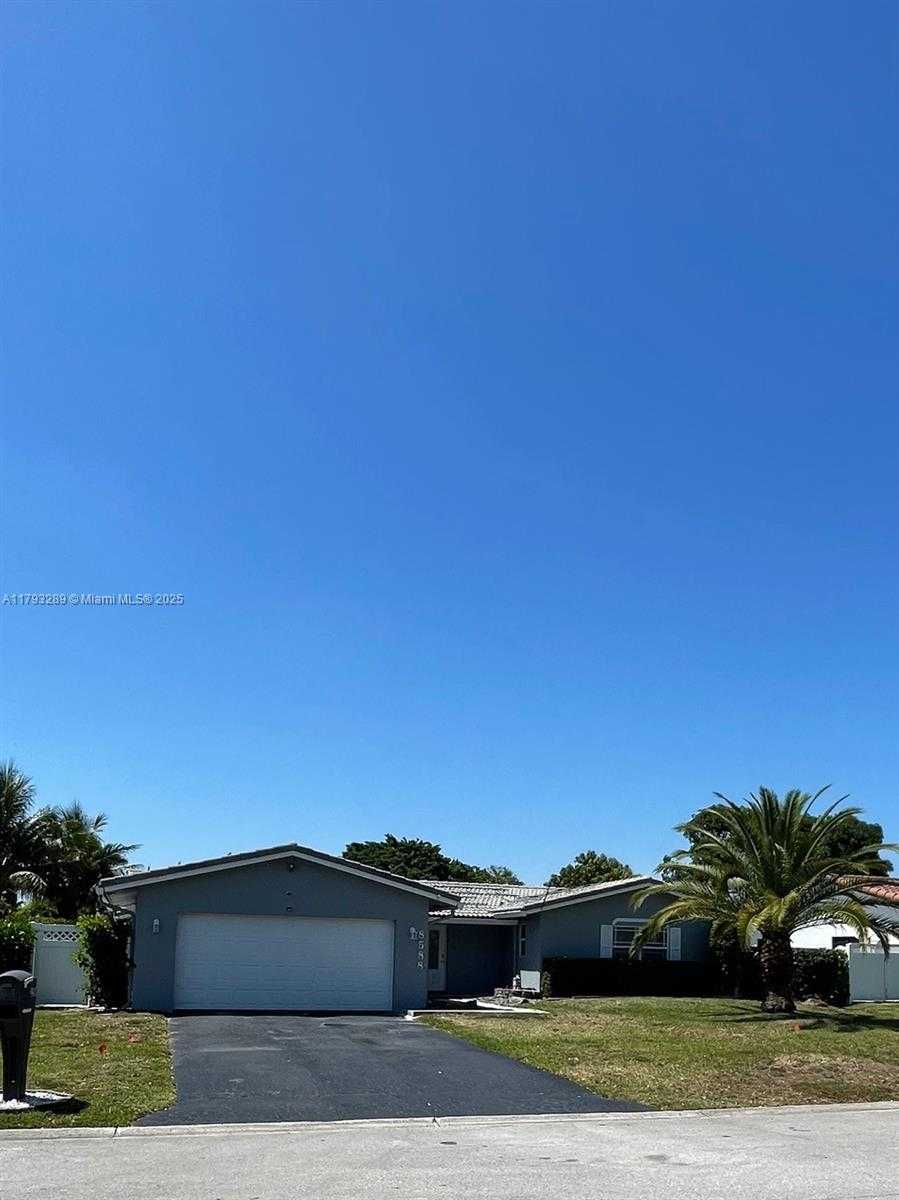 Small Image of 8588 NORTH WEST 27TH DR, Coral Springs Number 4
