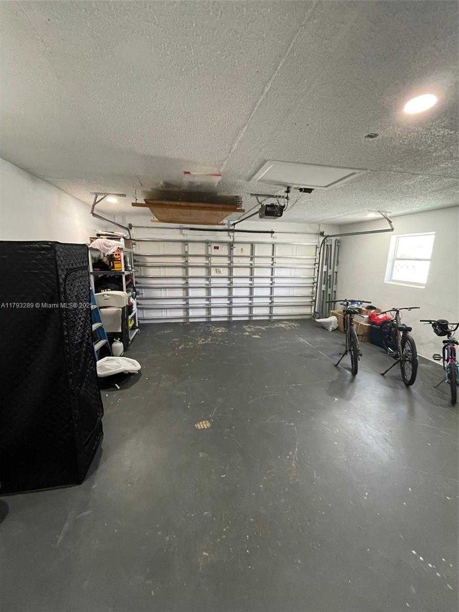 Small Image of 8588 NORTH WEST 27TH DR, Coral Springs Number 44