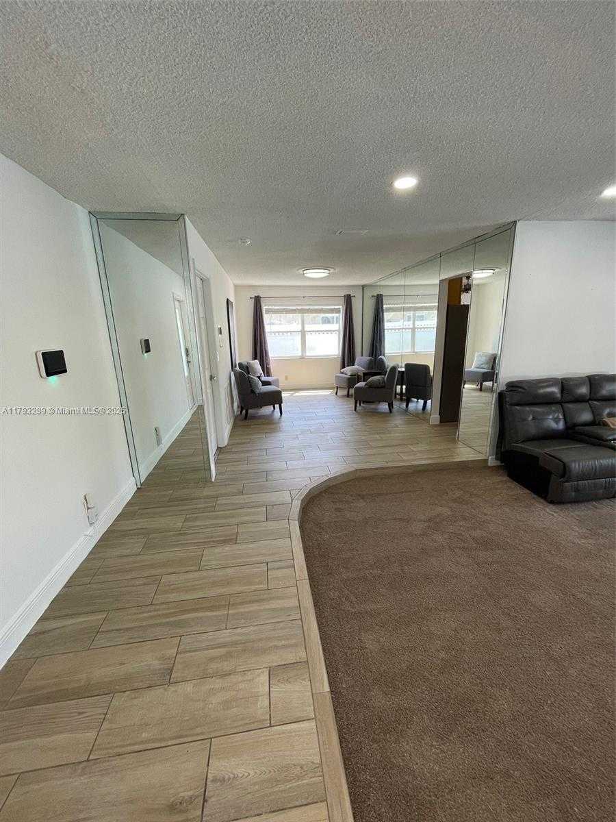 Small Image of 8588 NORTH WEST 27TH DR, Coral Springs Number 9