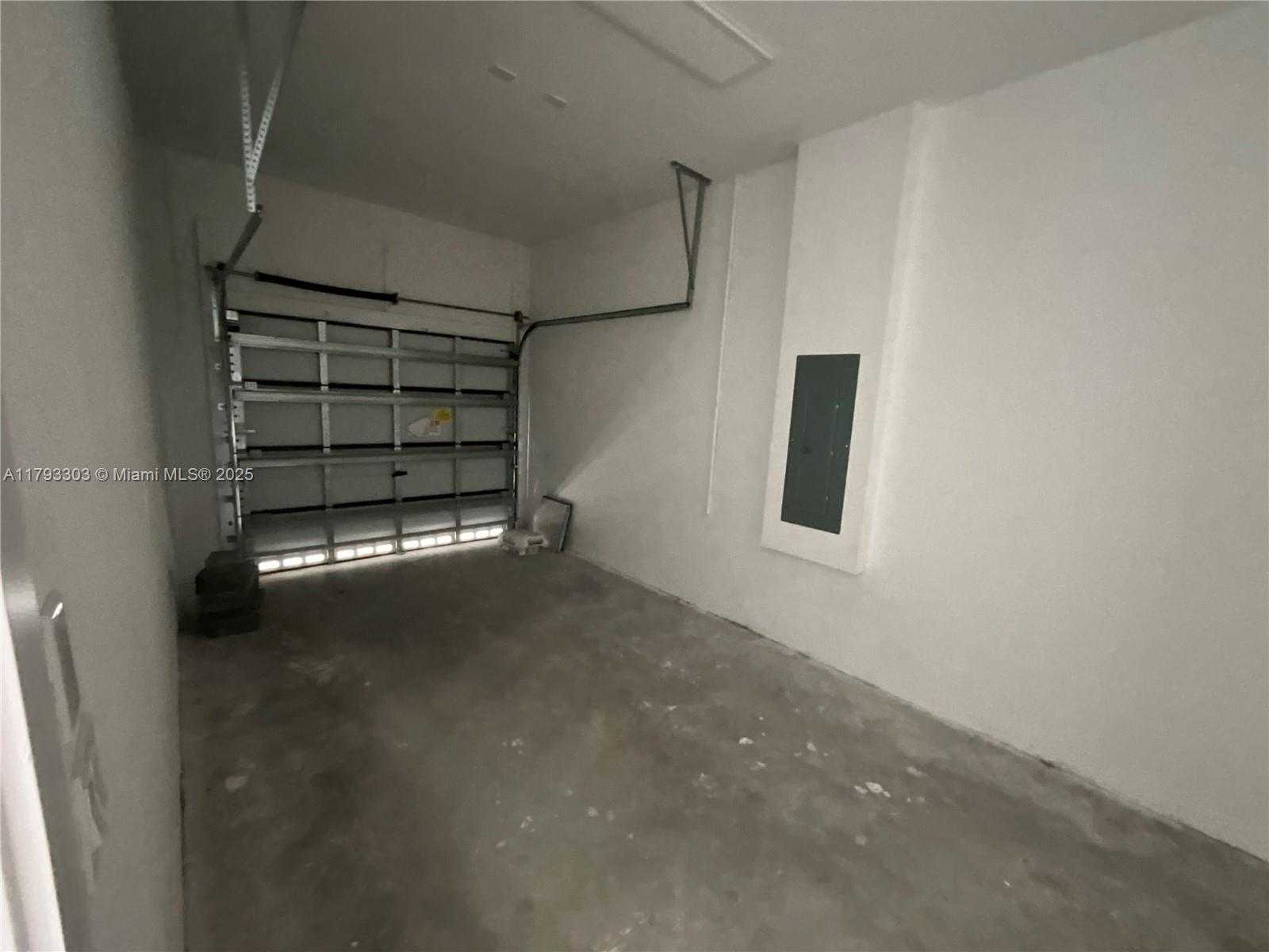 Small Image of Homestead Number 18