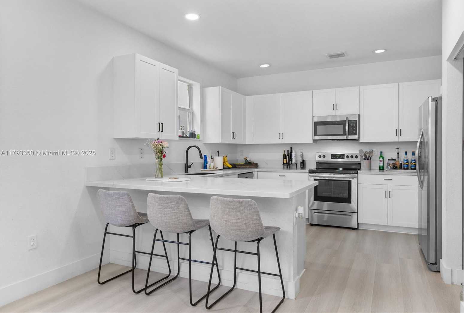 Small Image of 1387 SOUTH EAST 26TH TER, Homestead Number 7