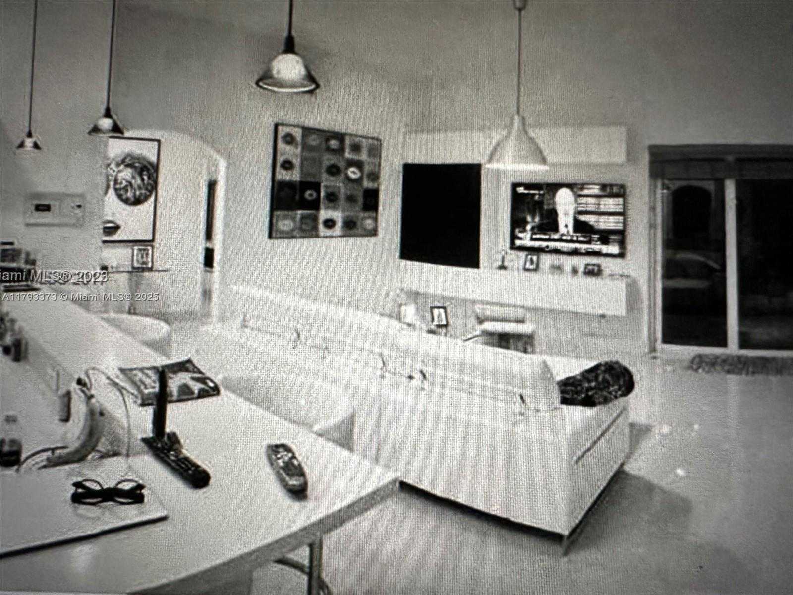 Small Image of 6558 NORTH WEST 113TH PL, Doral Number 5