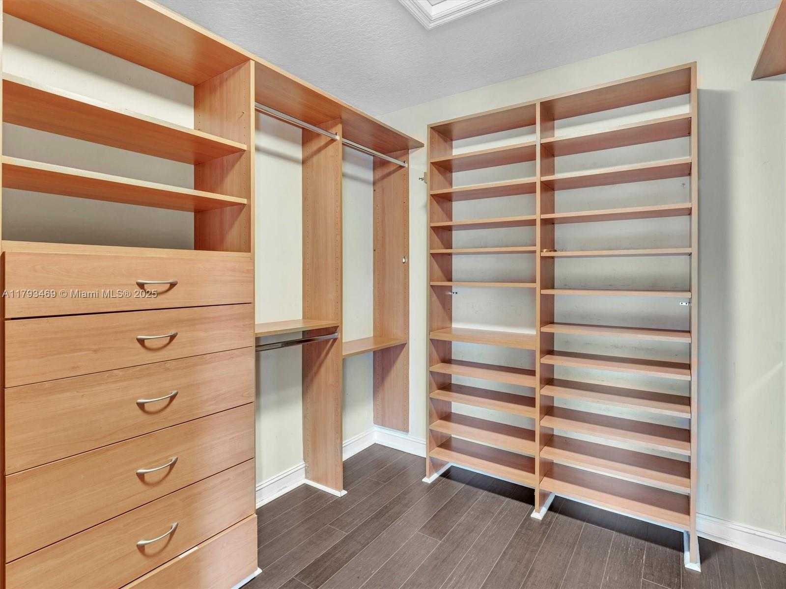Small Image of 3144 NORTH EAST 212TH ST, Aventura Number 18