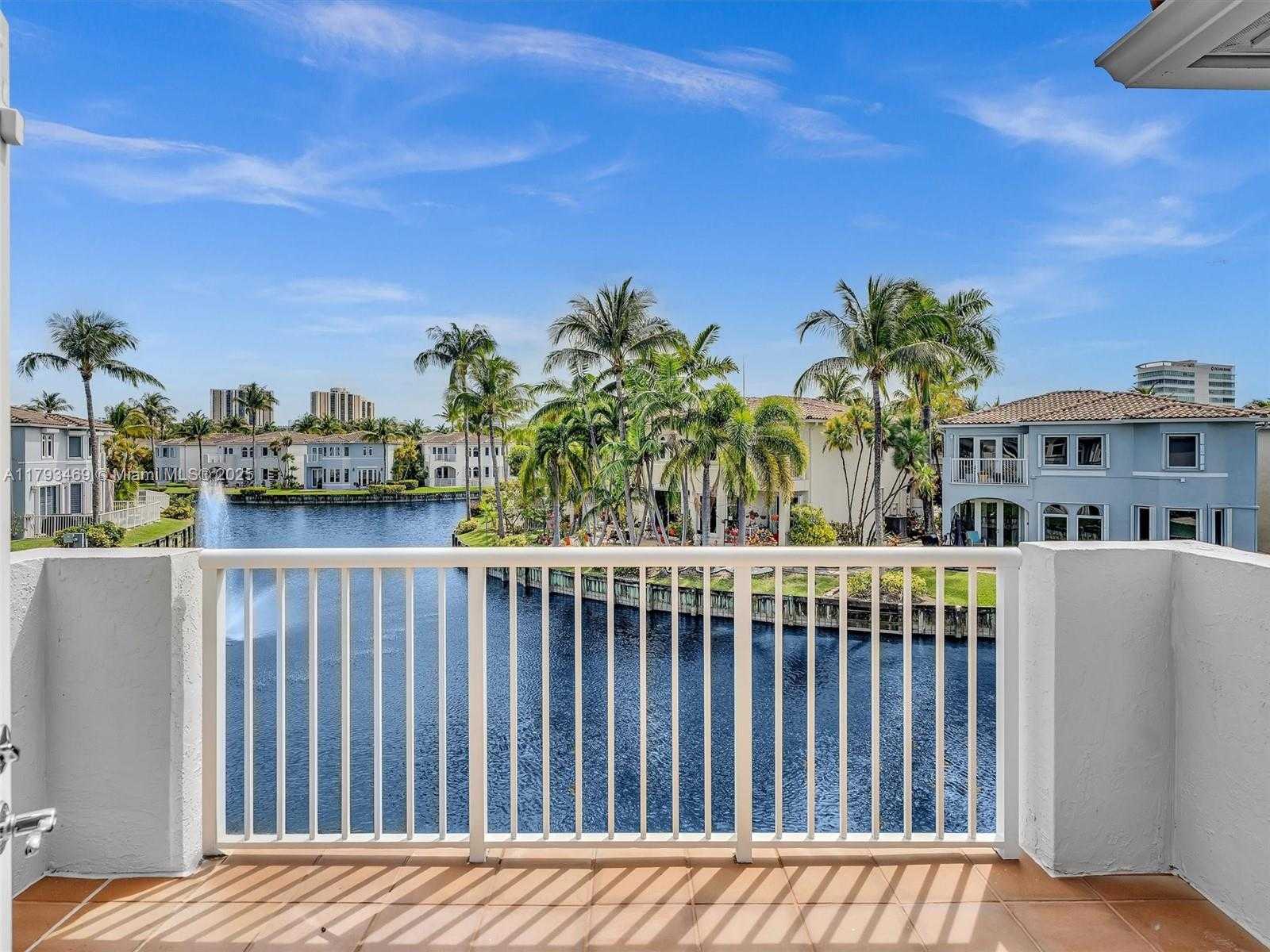 Small Image of 3144 NORTH EAST 212TH ST, Aventura Number 22