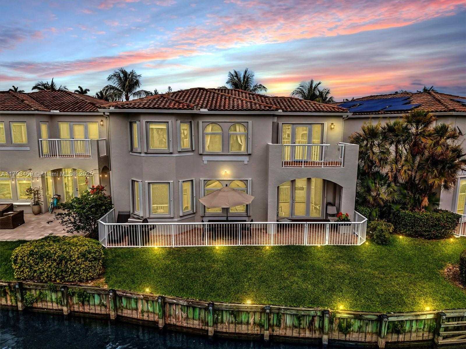 Small Image of 3144 NORTH EAST 212TH ST, Aventura Number 26
