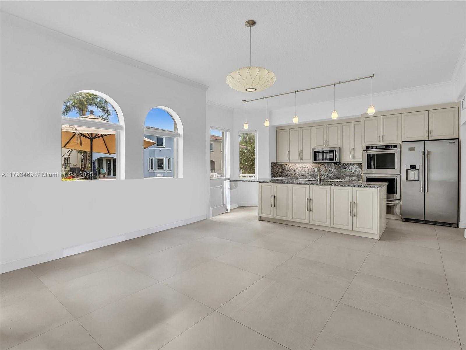 Small Image of 3144 NORTH EAST 212TH ST, Aventura Number 49