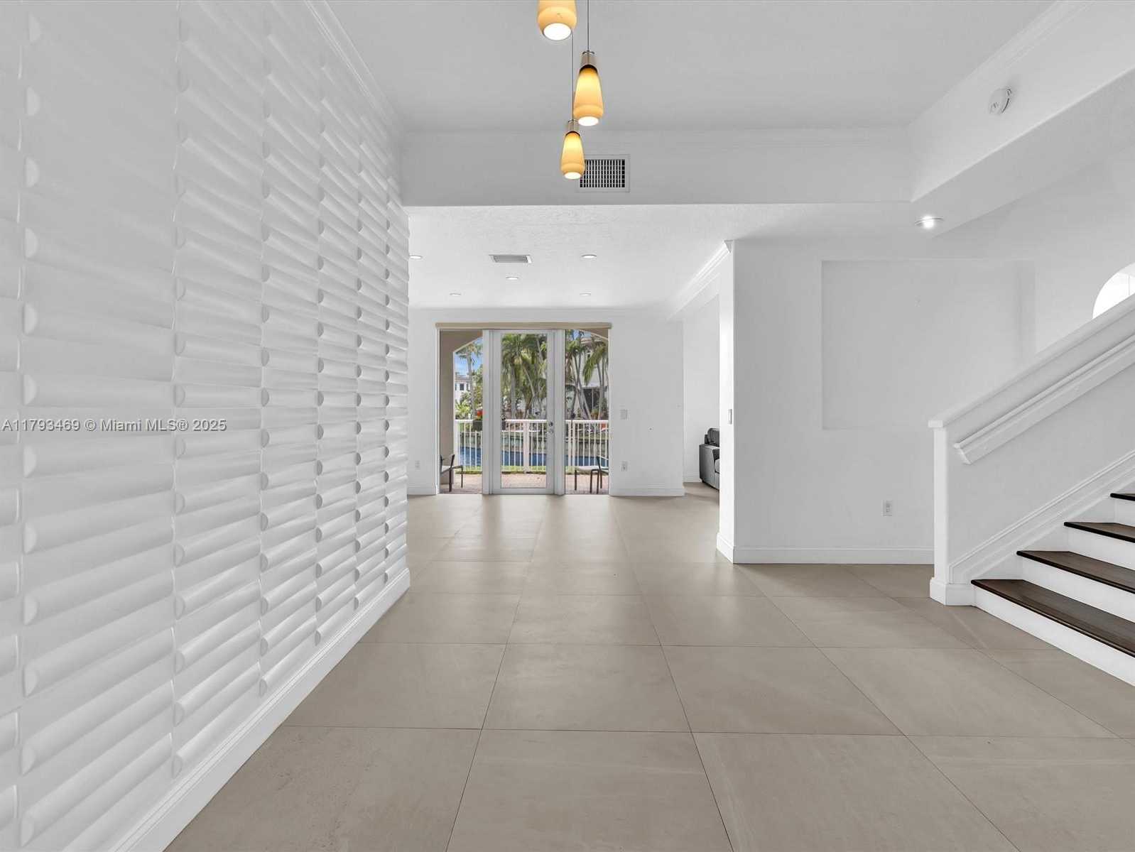 Small Image of 3144 NORTH EAST 212TH ST, Aventura Number 6