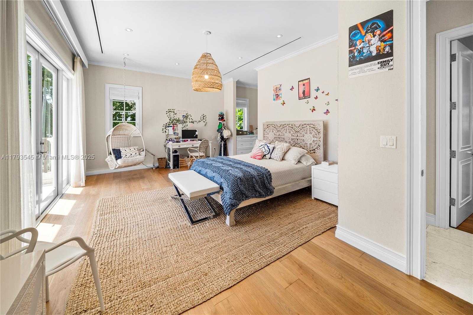 Small Image of 7120 MIRA FLORES AVE, Coral Gables Number 18