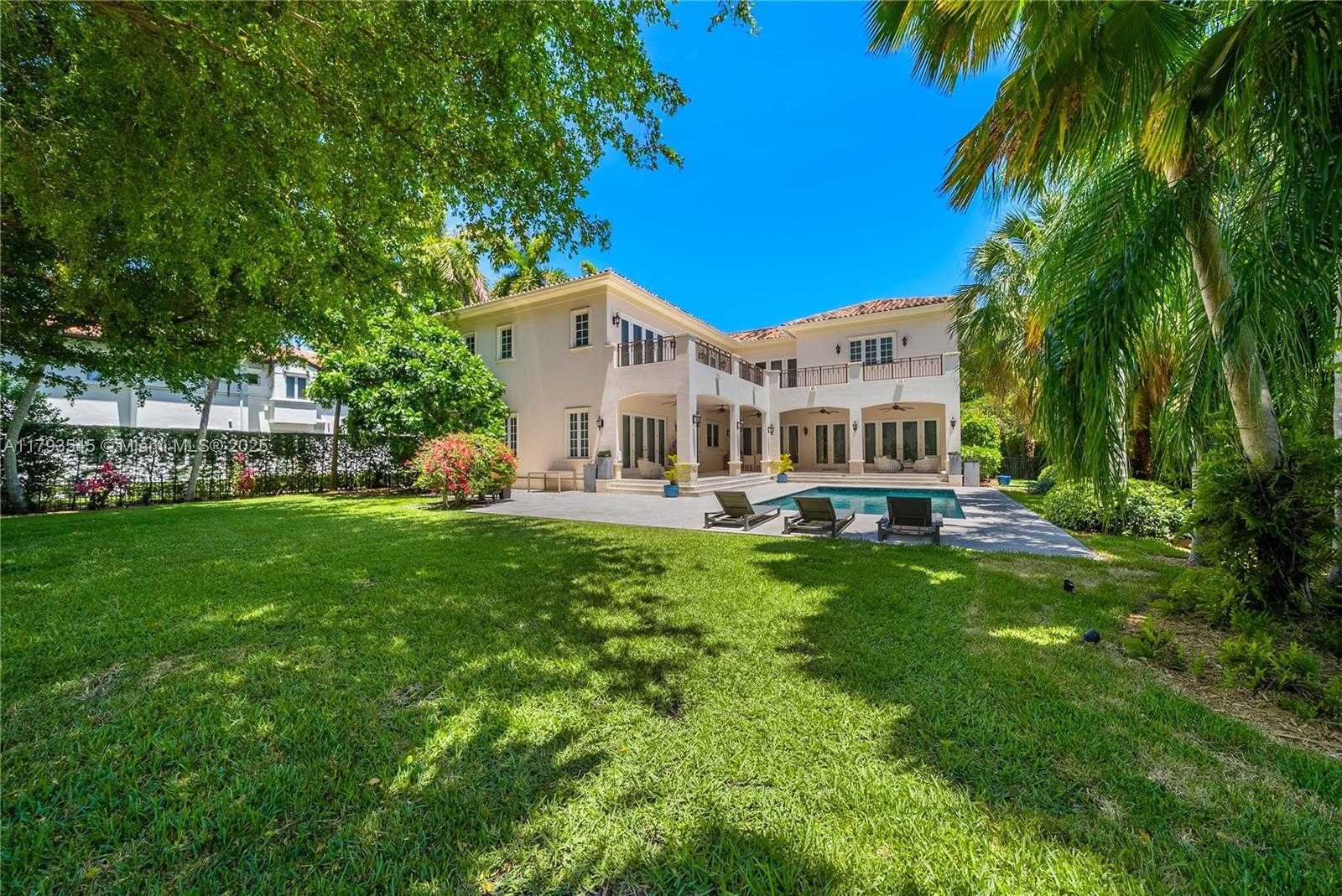 Small Image of 7120 MIRA FLORES AVE, Coral Gables Number 26