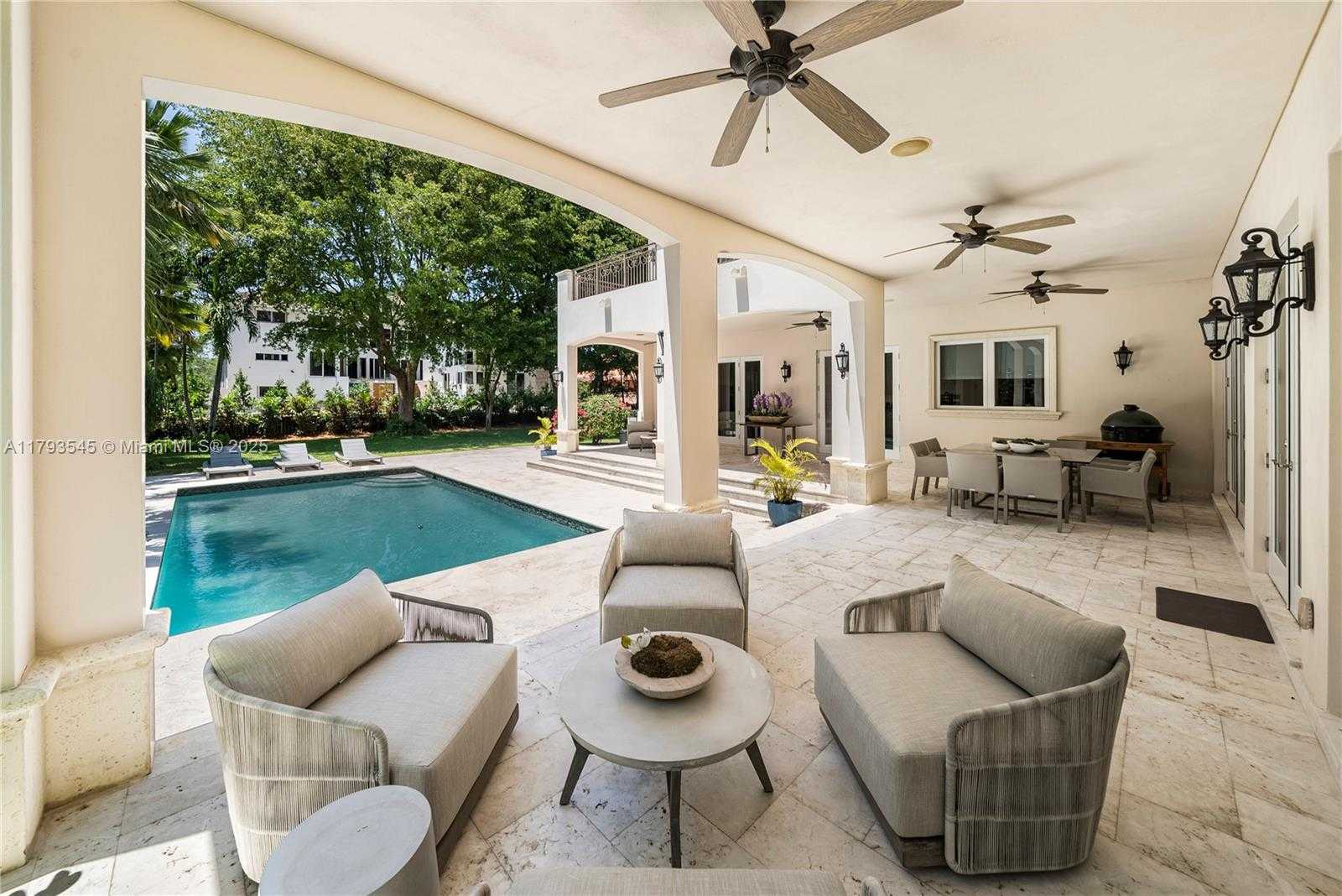 Small Image of 7120 MIRA FLORES AVE, Coral Gables Number 4