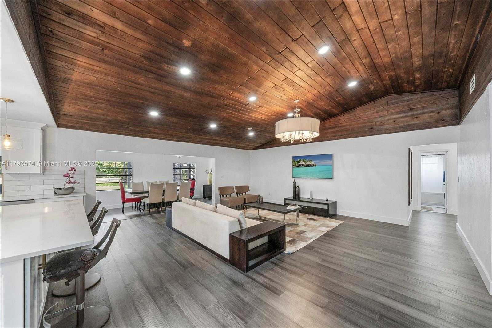 Small Image of 14840 SOUTH WEST 21ST ST, Davie Number 17