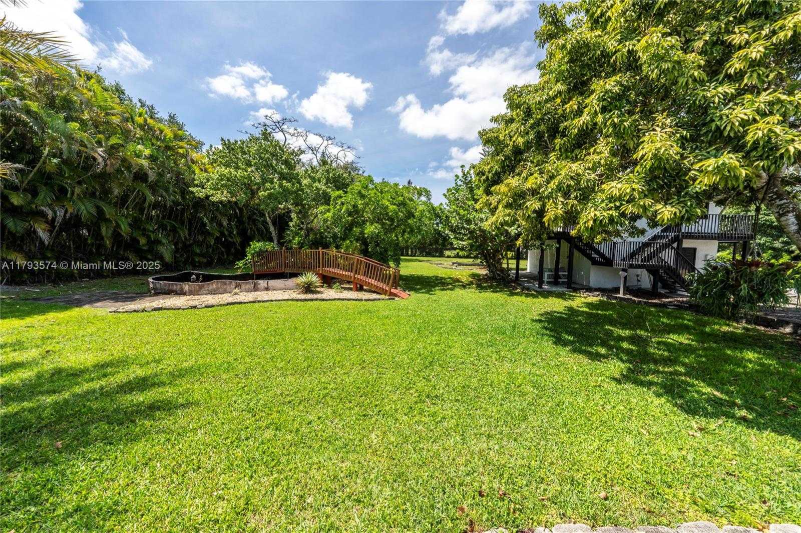 Small Image of 14840 SOUTH WEST 21ST ST, Davie Number 34