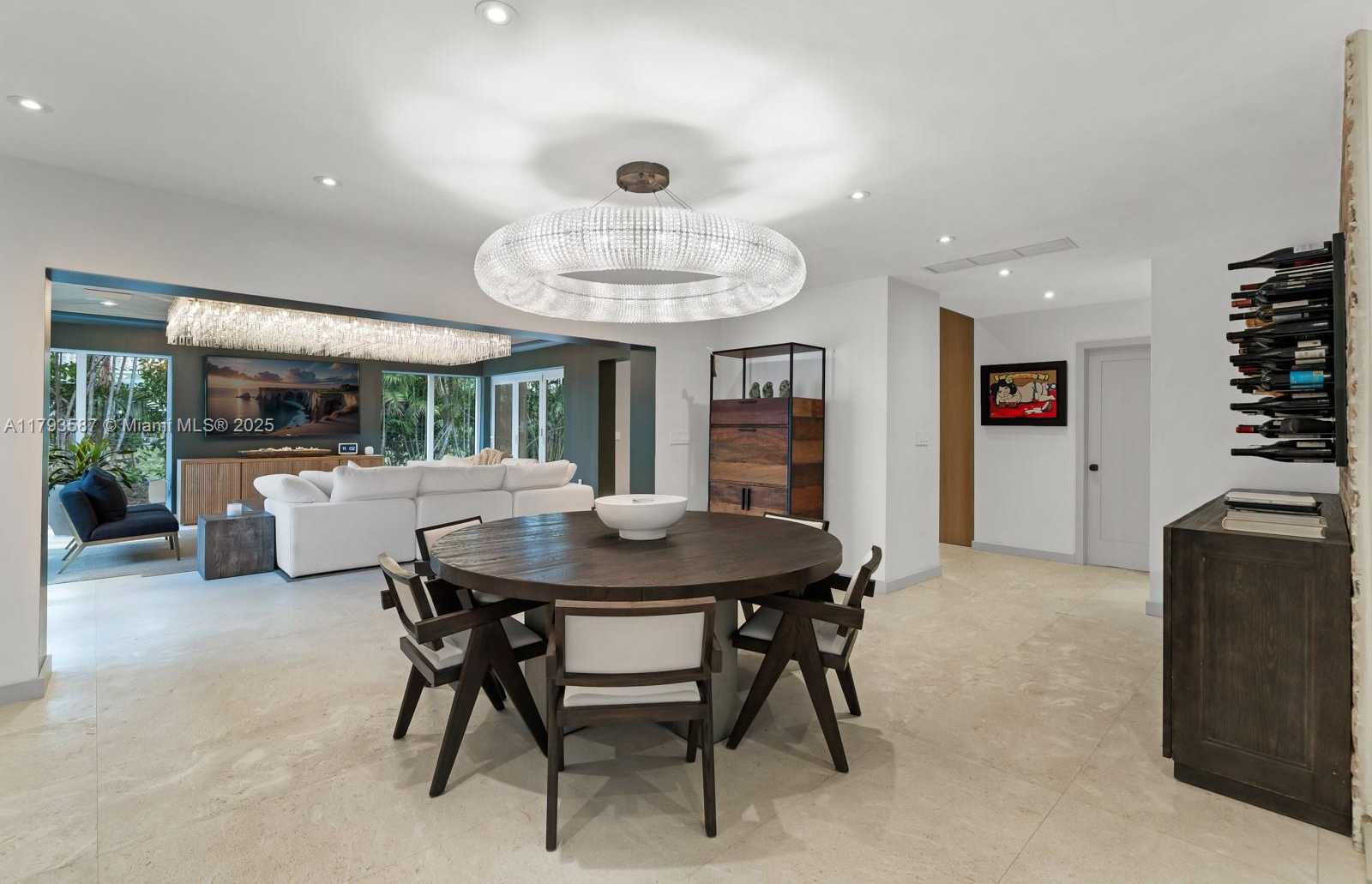 Small Image of 1510 SARRIA AVE, Coral Gables Number 4