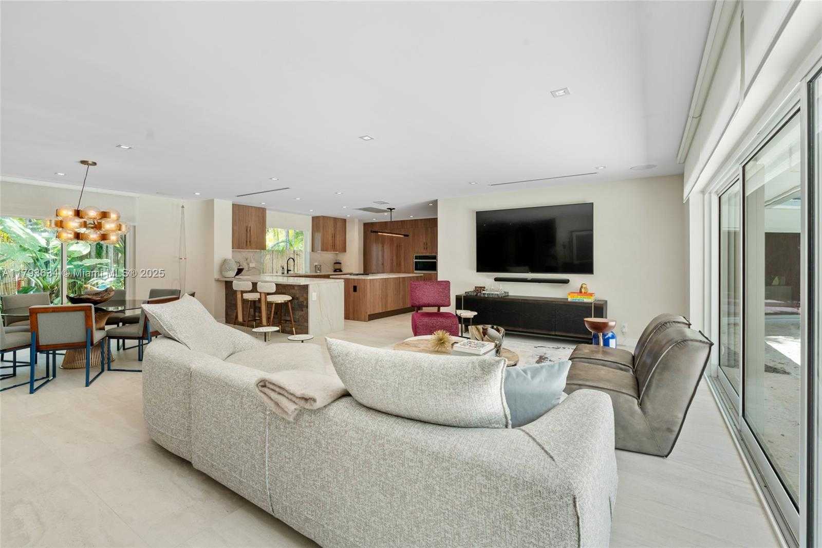 Small Image of 1075 NORTH EAST 99TH ST, Miami Shores Number 14
