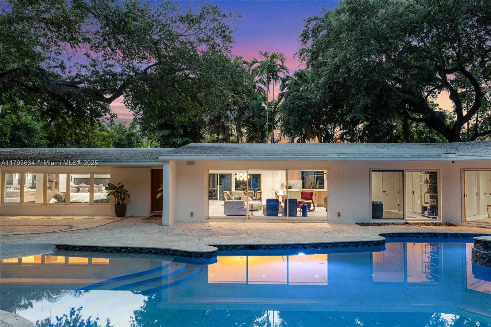Small Image of 1075 NORTH EAST 99TH ST, Miami Shores Number 56