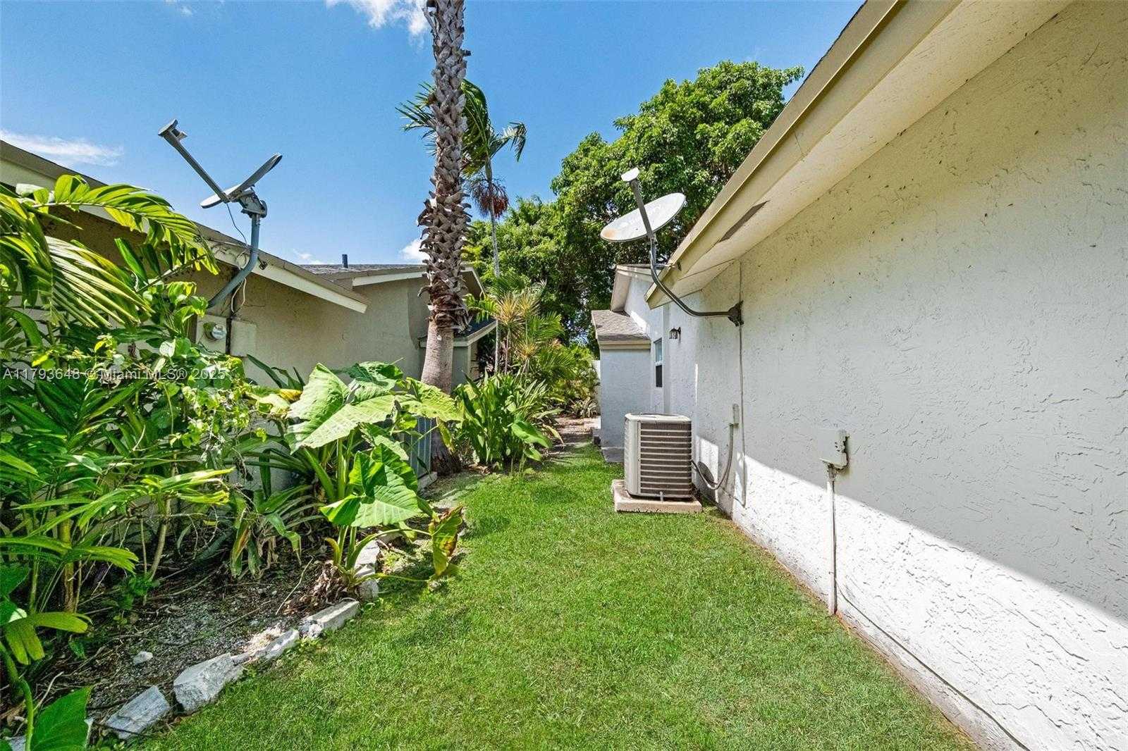 Small Image of 9330 NORTH WEST 39TH ST, Sunrise Number 46