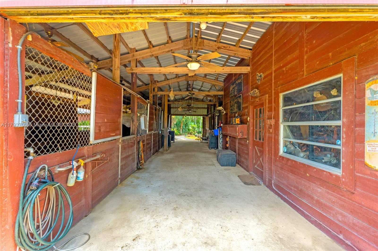Small Image of 22800 SOUTH WEST 157TH AVE, Miami Number 33