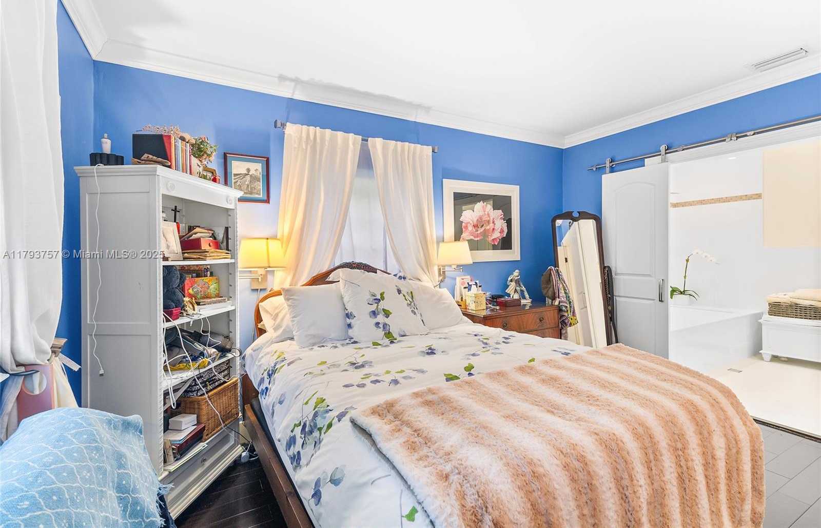 Small Image of 13101 SOUTH WEST 82ND AVE, Pinecrest Number 15