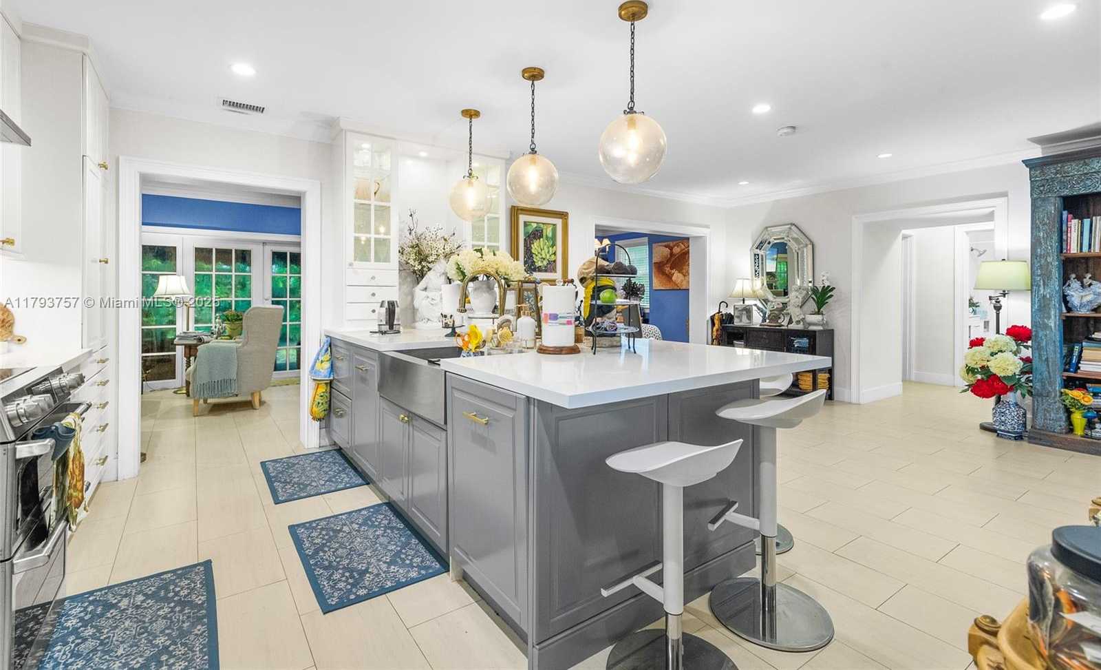 Small Image of 13101 SOUTH WEST 82ND AVE, Pinecrest Number 2
