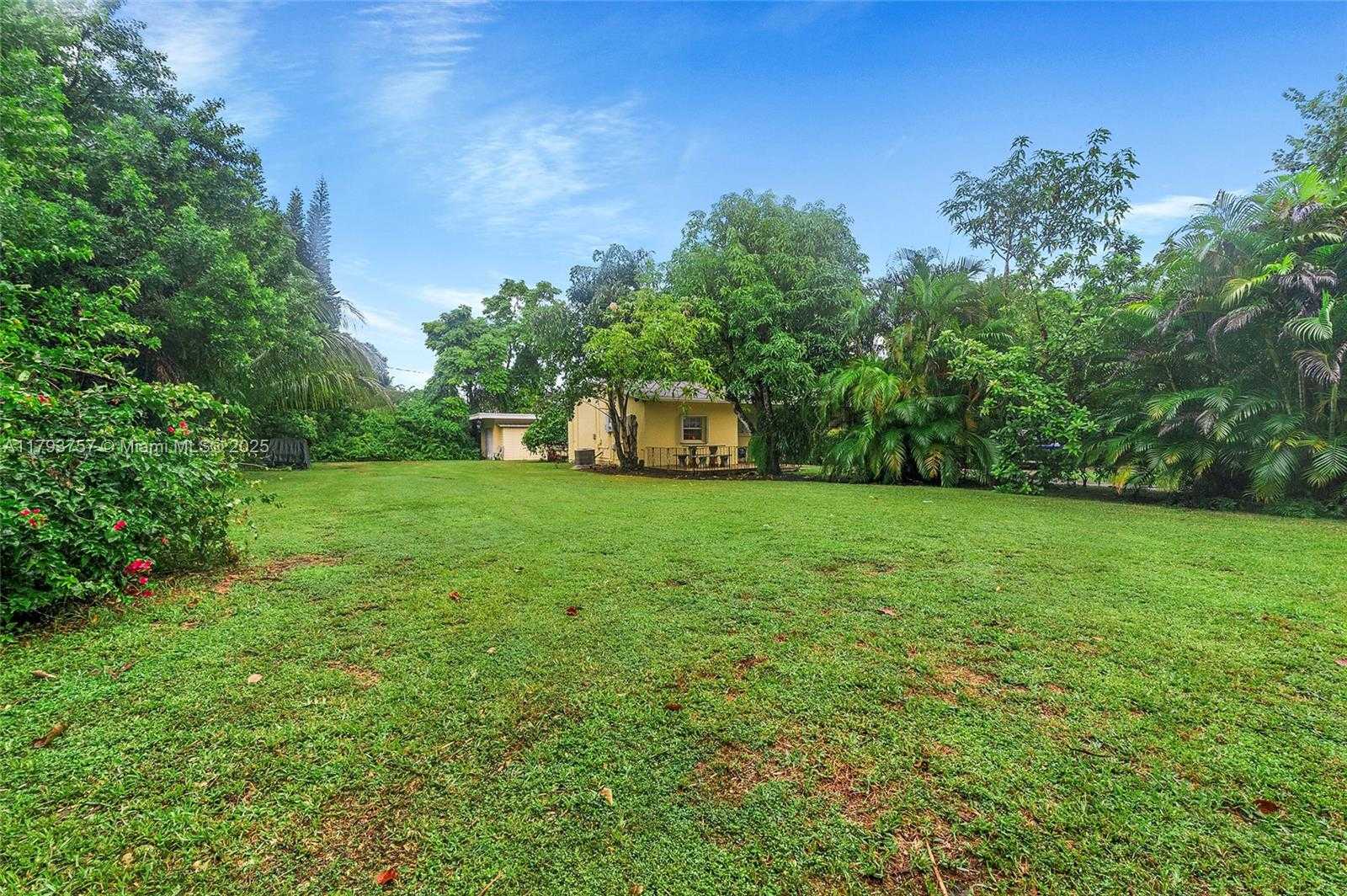 Small Image of 13101 SOUTH WEST 82ND AVE, Pinecrest Number 37