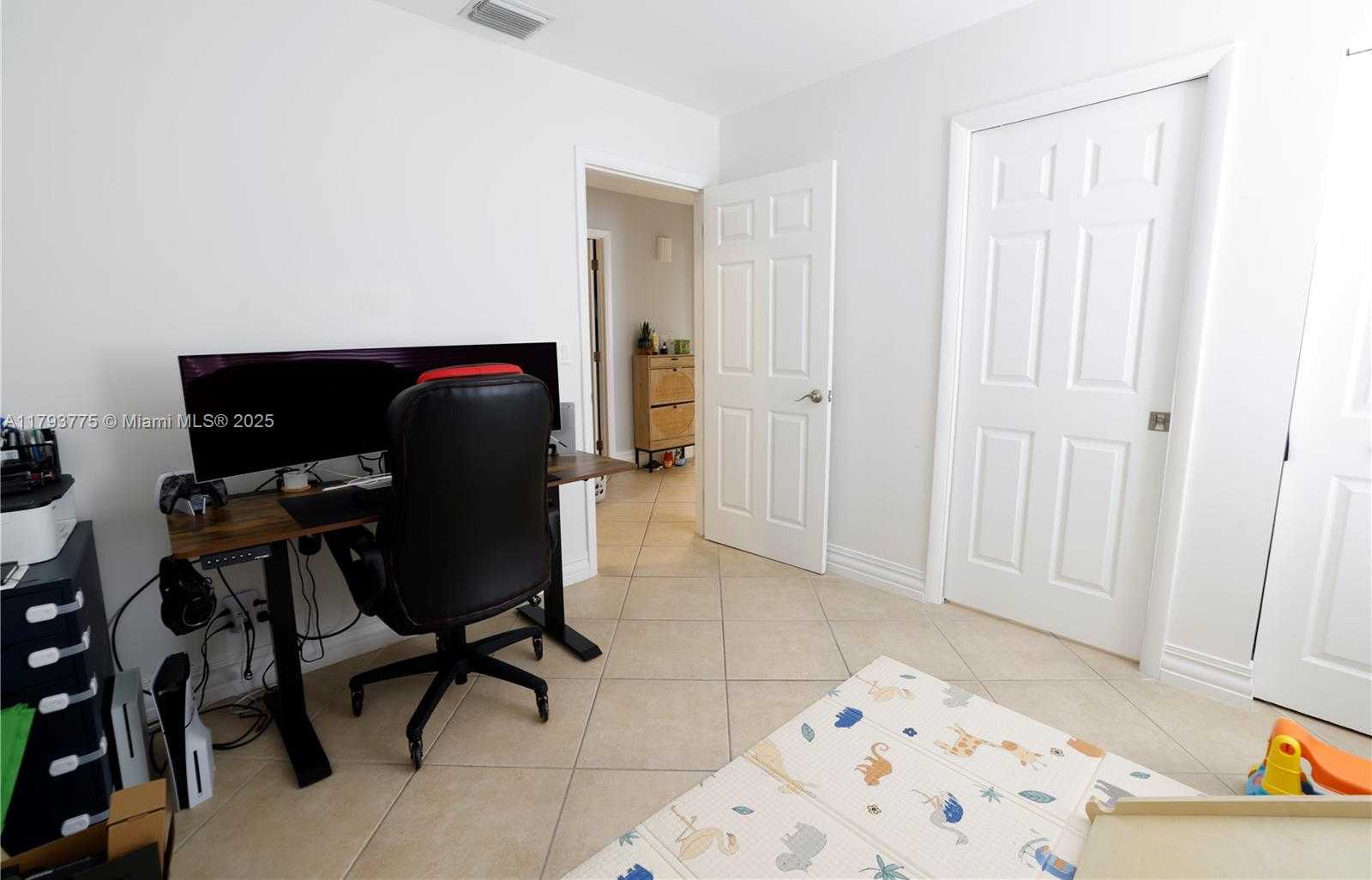 Small Image of 10181 NORTH WEST 4TH ST, Plantation Number 15