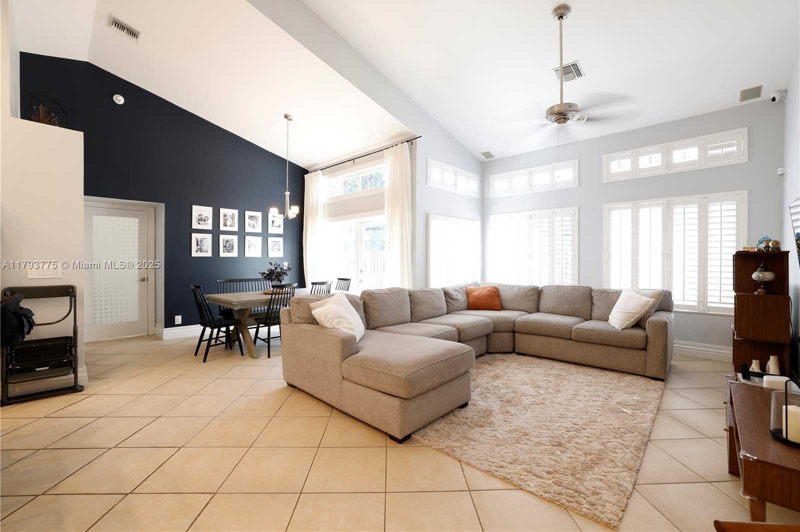 Small Image of 10181 NORTH WEST 4TH ST, Plantation Number 2