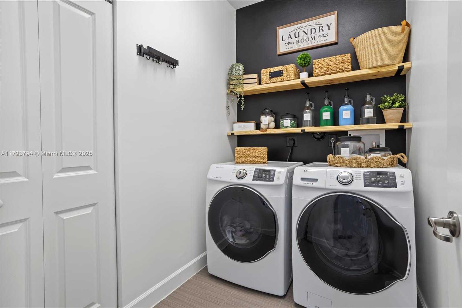 Small Image of 4859 NORTH WEST 55TH PL, Tamarac Number 23