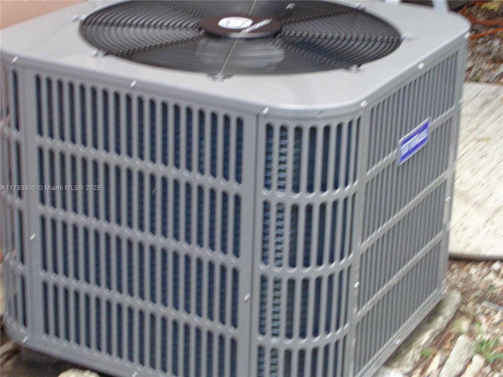 Small Image of 10020 DOMINICAN DR, Cutler Bay Number 11