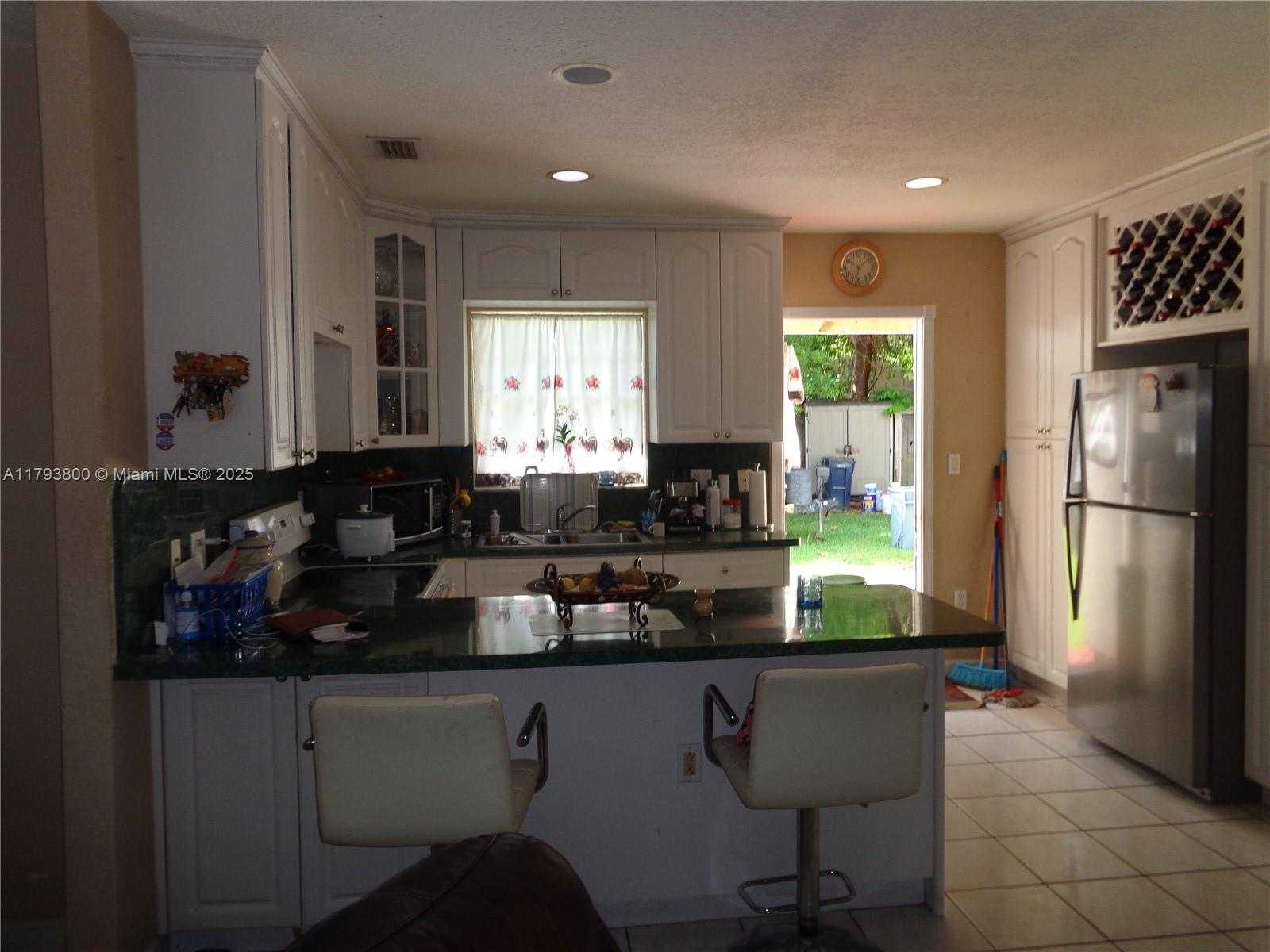 Small Image of 10020 DOMINICAN DR, Cutler Bay Number 15