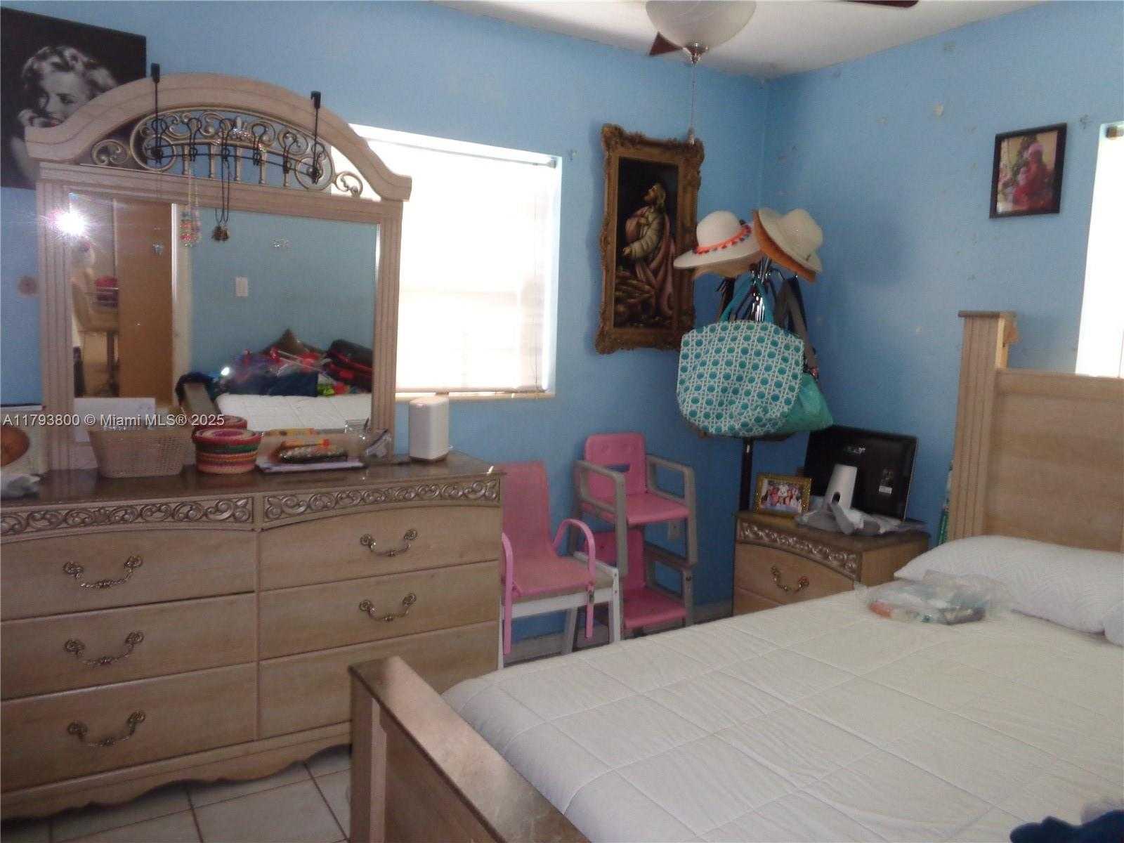 Small Image of 10020 DOMINICAN DR, Cutler Bay Number 20