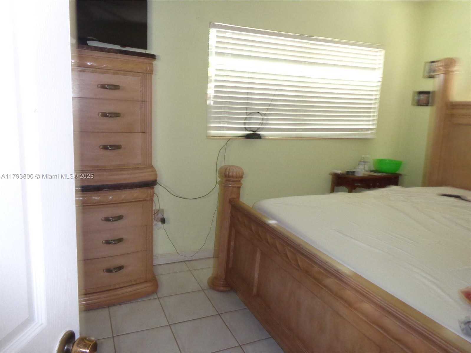 Small Image of 10020 DOMINICAN DR, Cutler Bay Number 22