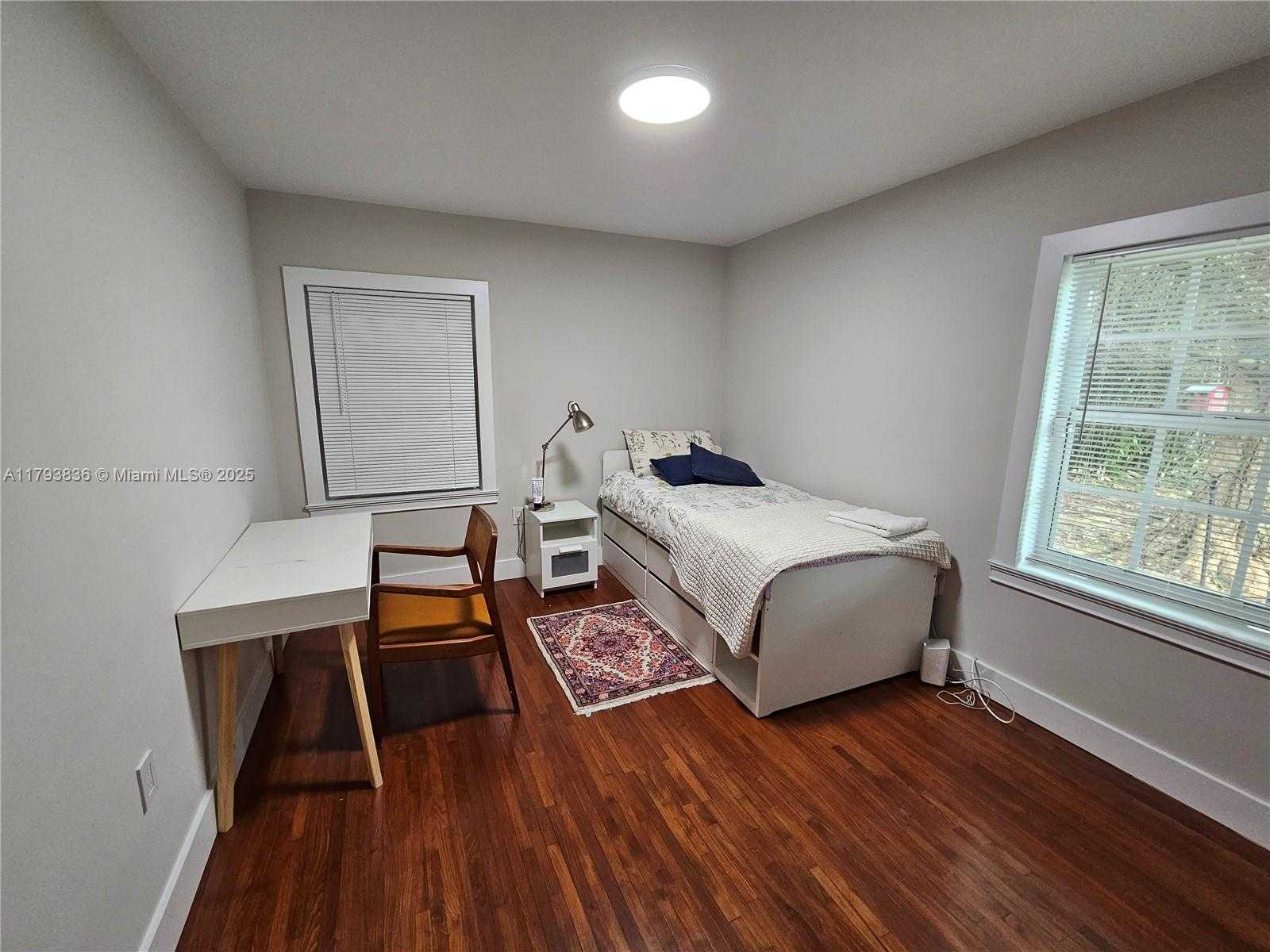 Small Image of 12120 NORTH EAST 11TH PL, North Miami Number 19