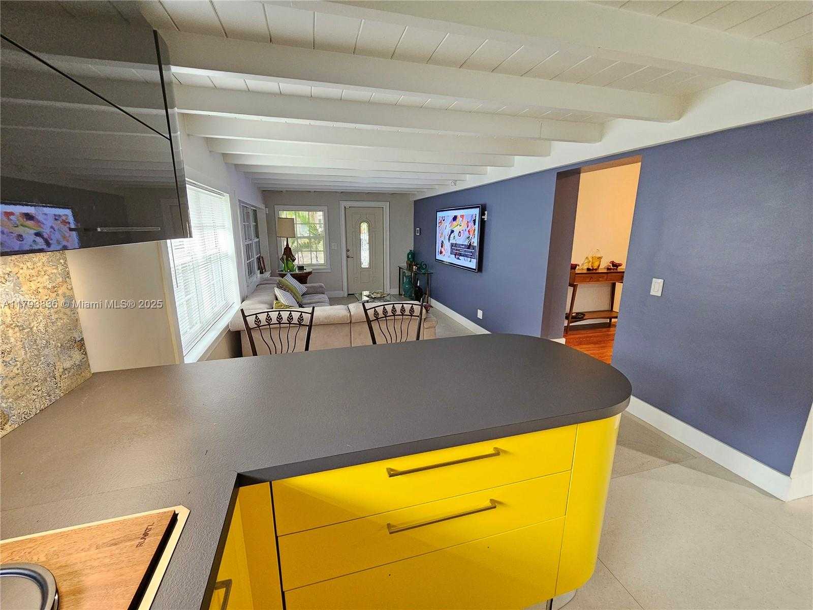 Small Image of 12120 NORTH EAST 11TH PL, North Miami Number 35