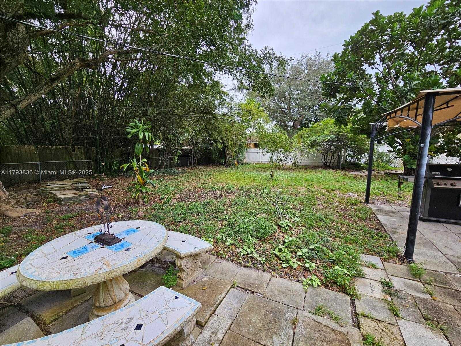 Small Image of 12120 NORTH EAST 11TH PL, North Miami Number 49