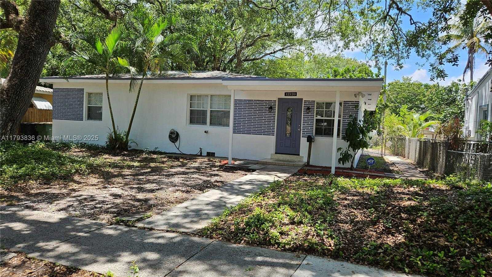 Small Image of 12120 NORTH EAST 11TH PL, North Miami Number 52