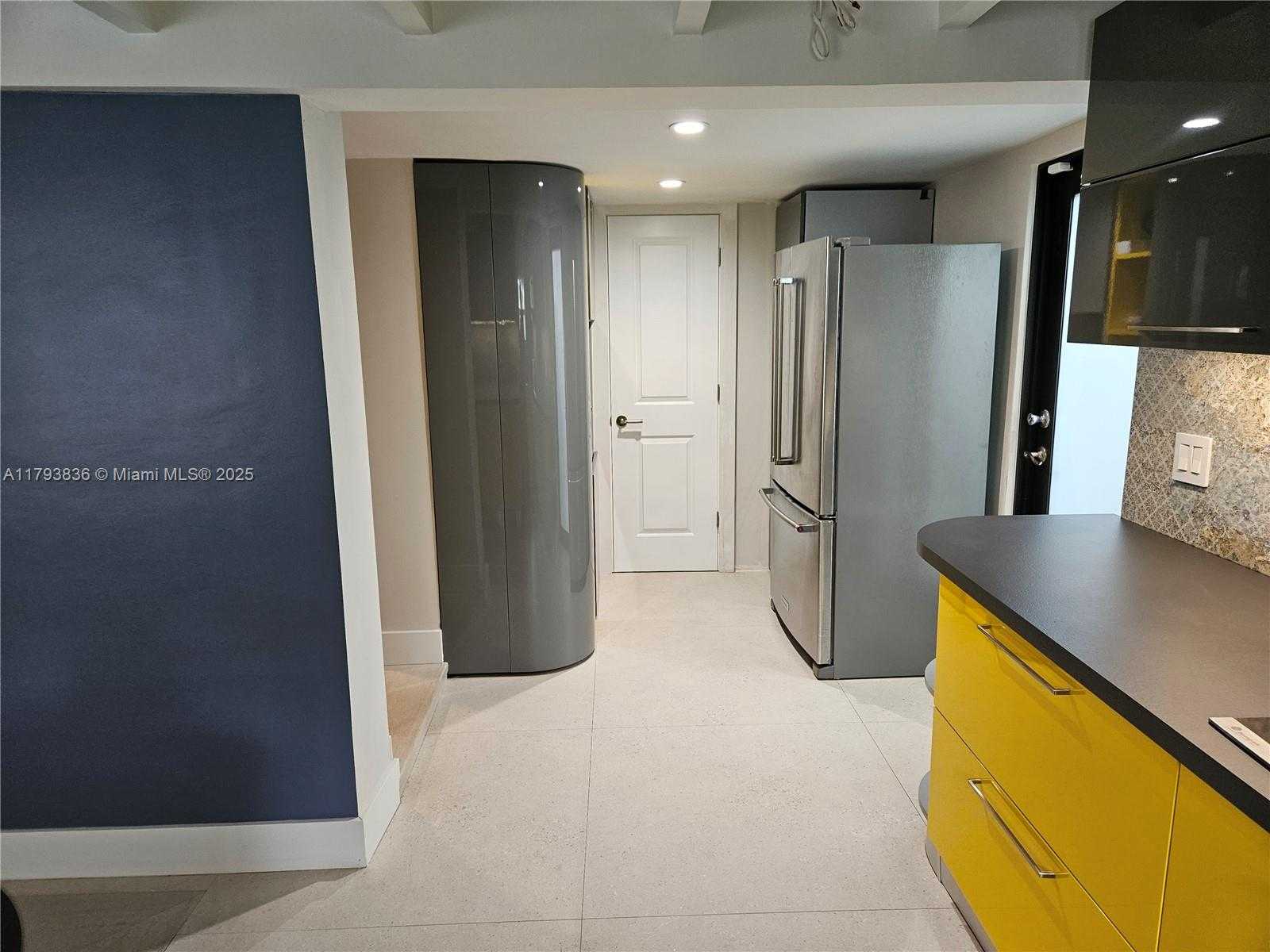 Small Image of 12120 NORTH EAST 11TH PL, North Miami Number 7