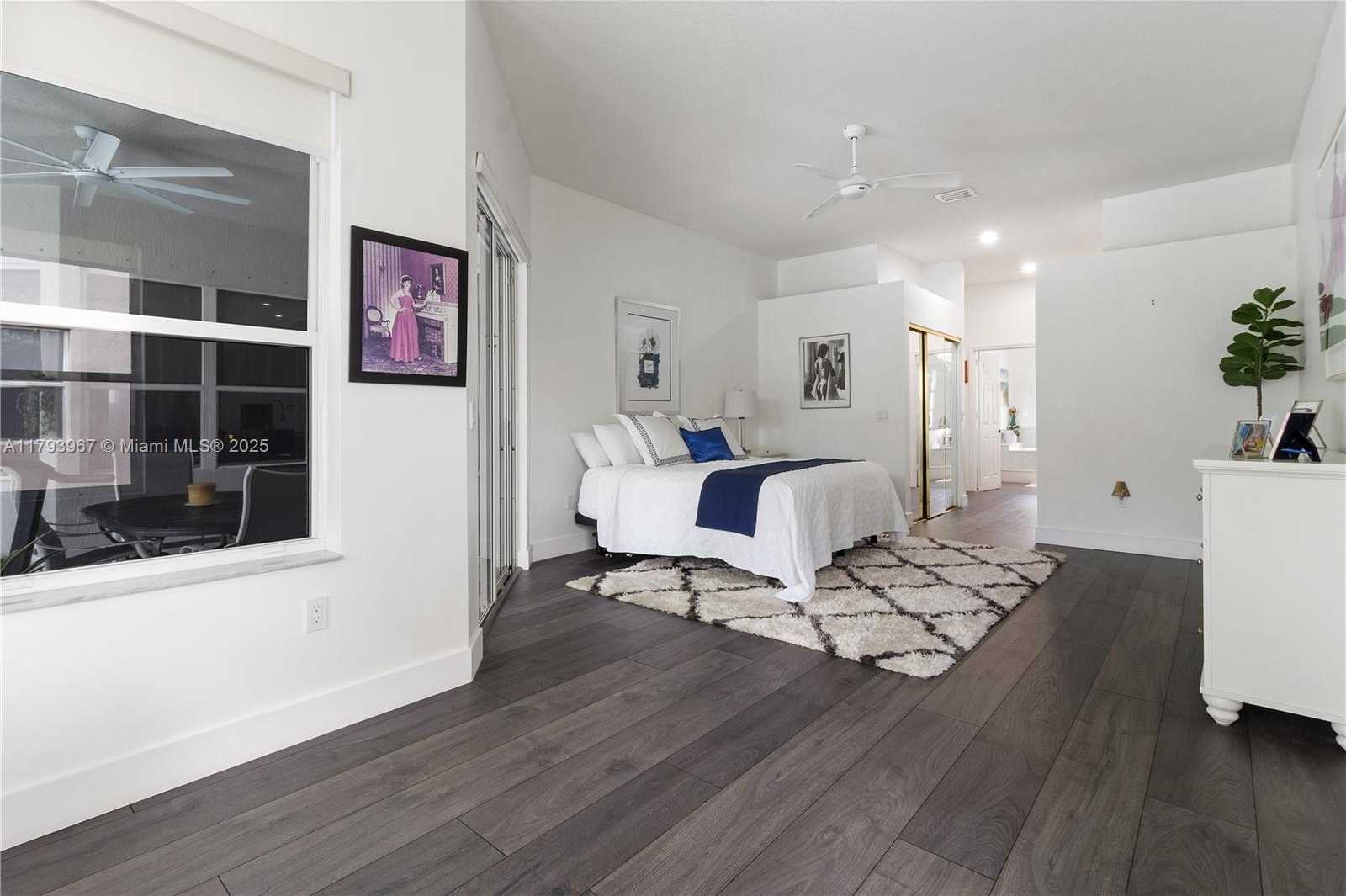 Small Image of 1046 SOUTH WEST 159TH WAY, Pembroke Pines Number 26