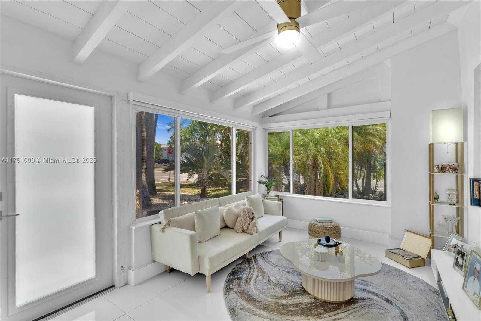 Small Image of 1402 FLETCHER ST, Hollywood Number 34