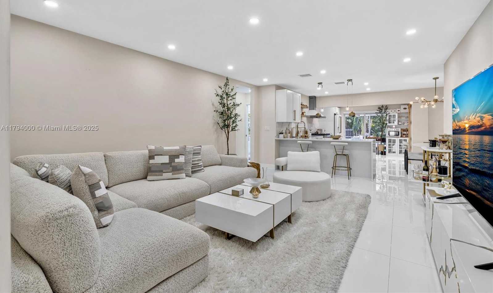 Small Image of 1402 FLETCHER ST, Hollywood Number 40