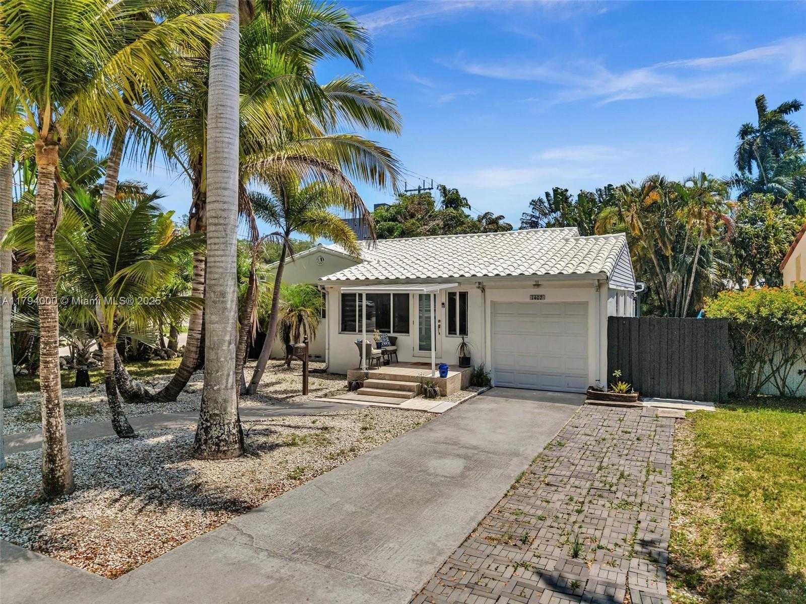 Small Image of 1402 FLETCHER ST, Hollywood Number 53