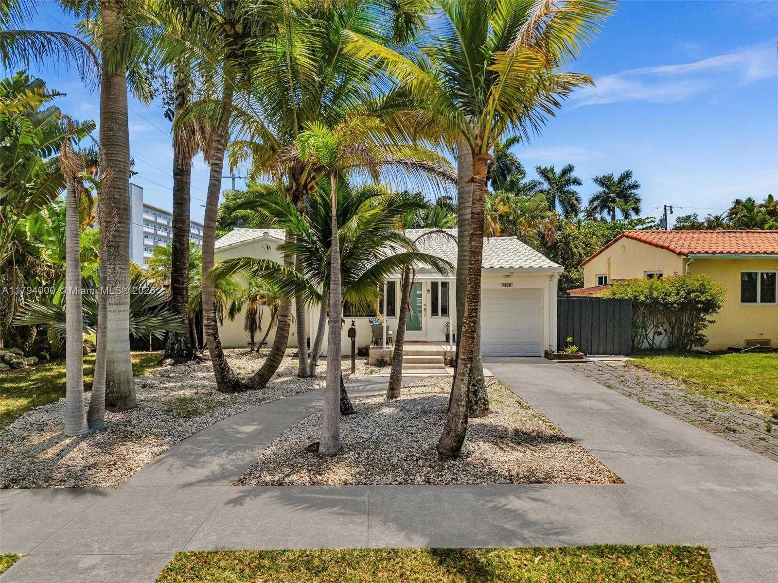 Small Image of 1402 FLETCHER ST, Hollywood Number 54