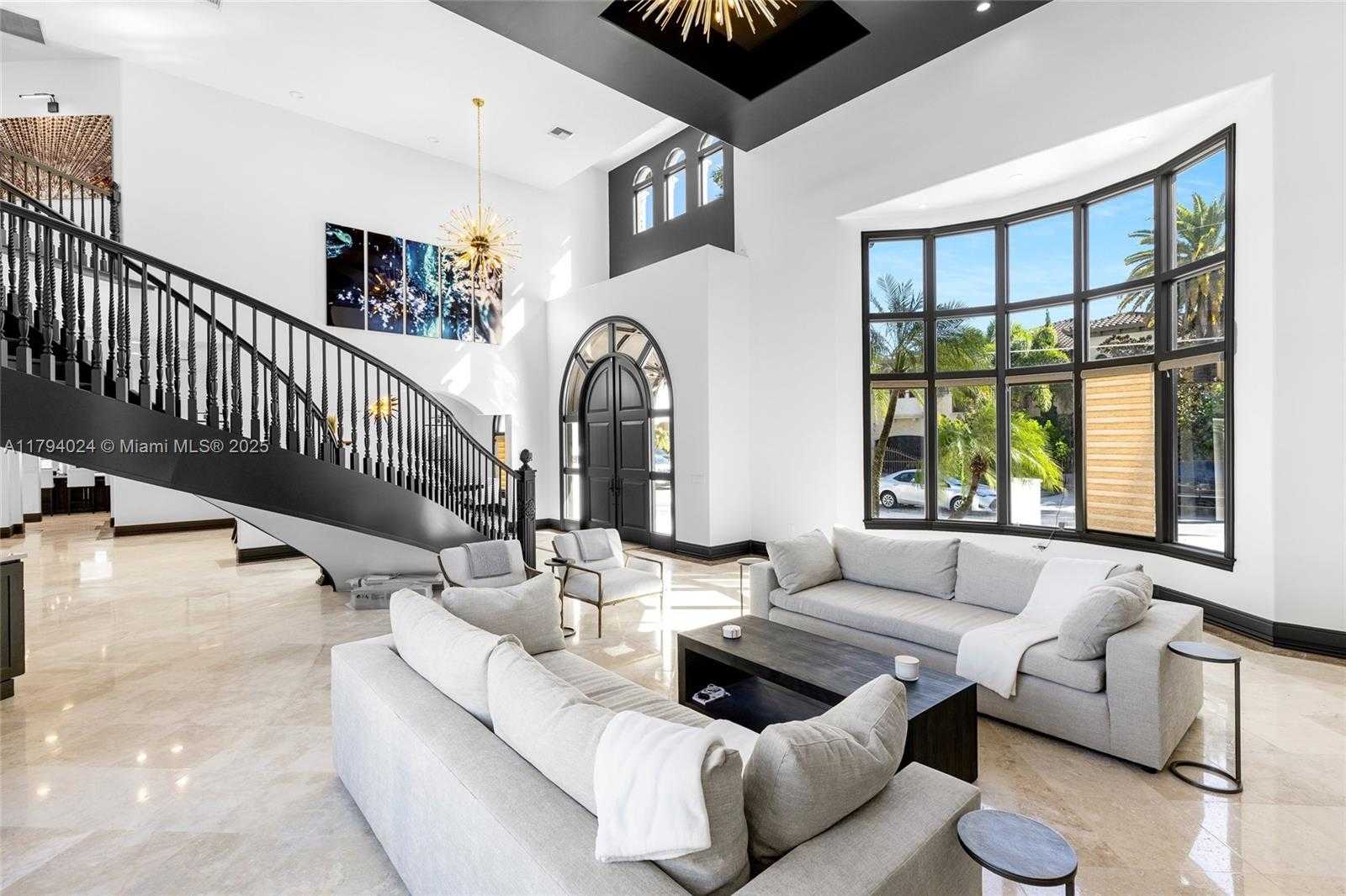 Small Image of 511 SAN MARCO DR, Fort Lauderdale Number 13