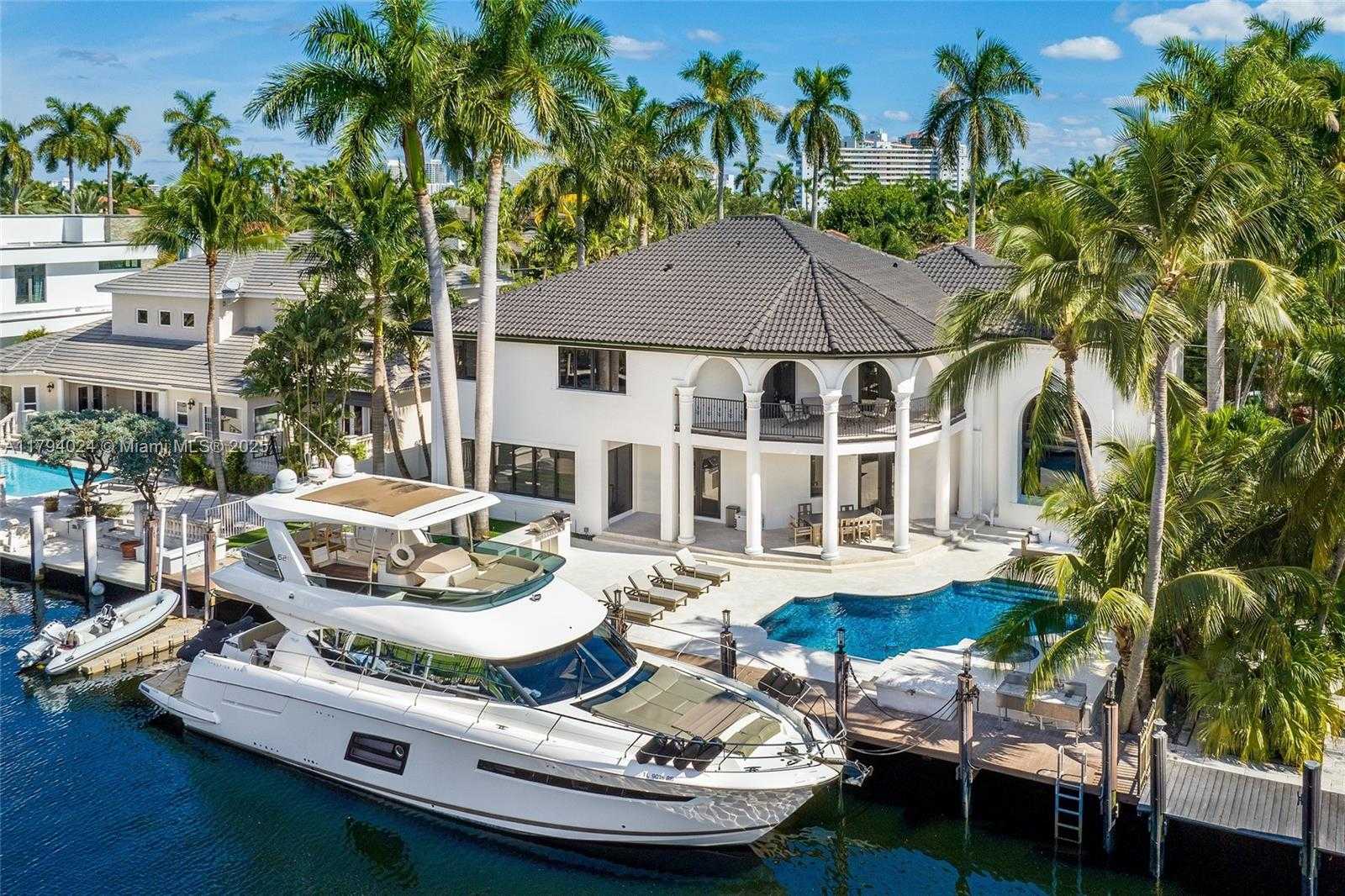 Small Image of 511 SAN MARCO DR, Fort Lauderdale Number 2