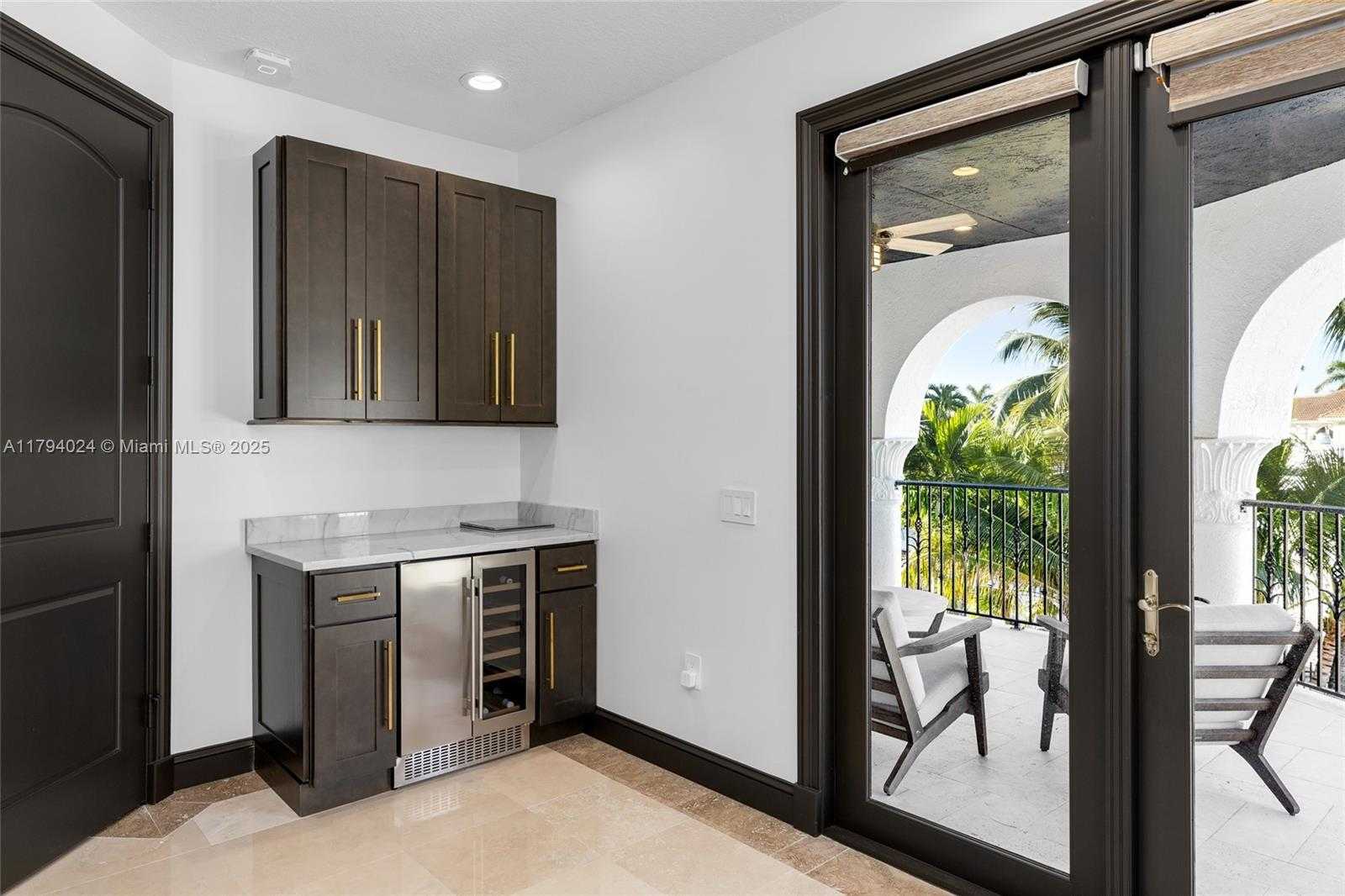 Small Image of 511 SAN MARCO DR, Fort Lauderdale Number 22