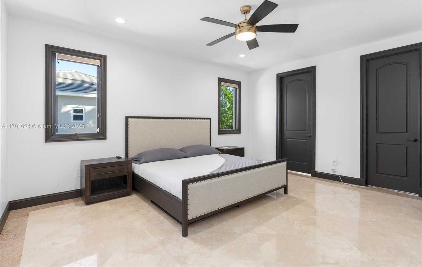 Small Image of 511 SAN MARCO DR, Fort Lauderdale Number 26