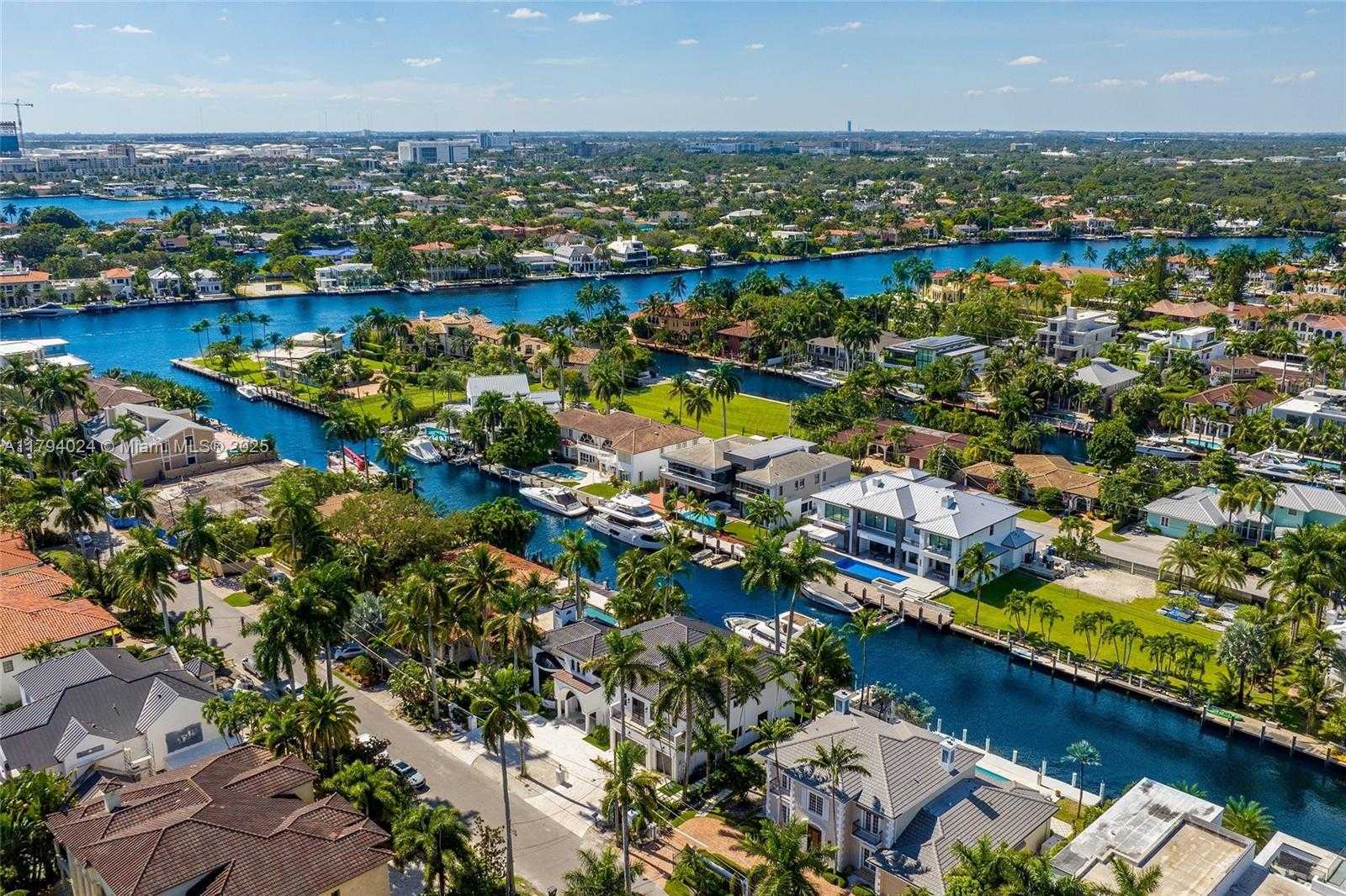 Small Image of 511 SAN MARCO DR, Fort Lauderdale Number 7